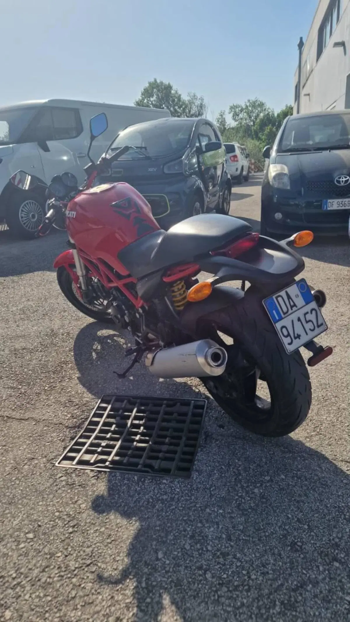 Ducati Monster 695 (2006 - 08) (4)