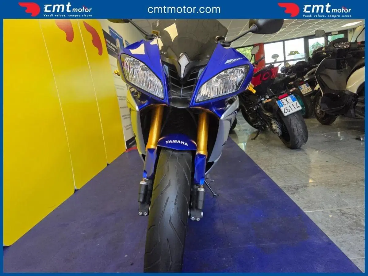 Yamaha YZF R6 (2010 - 16) (8)