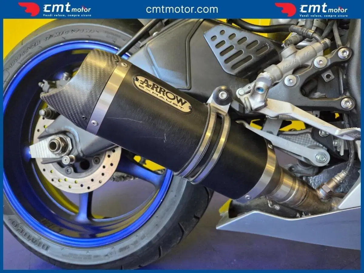 Yamaha YZF R6 (2010 - 16) (11)