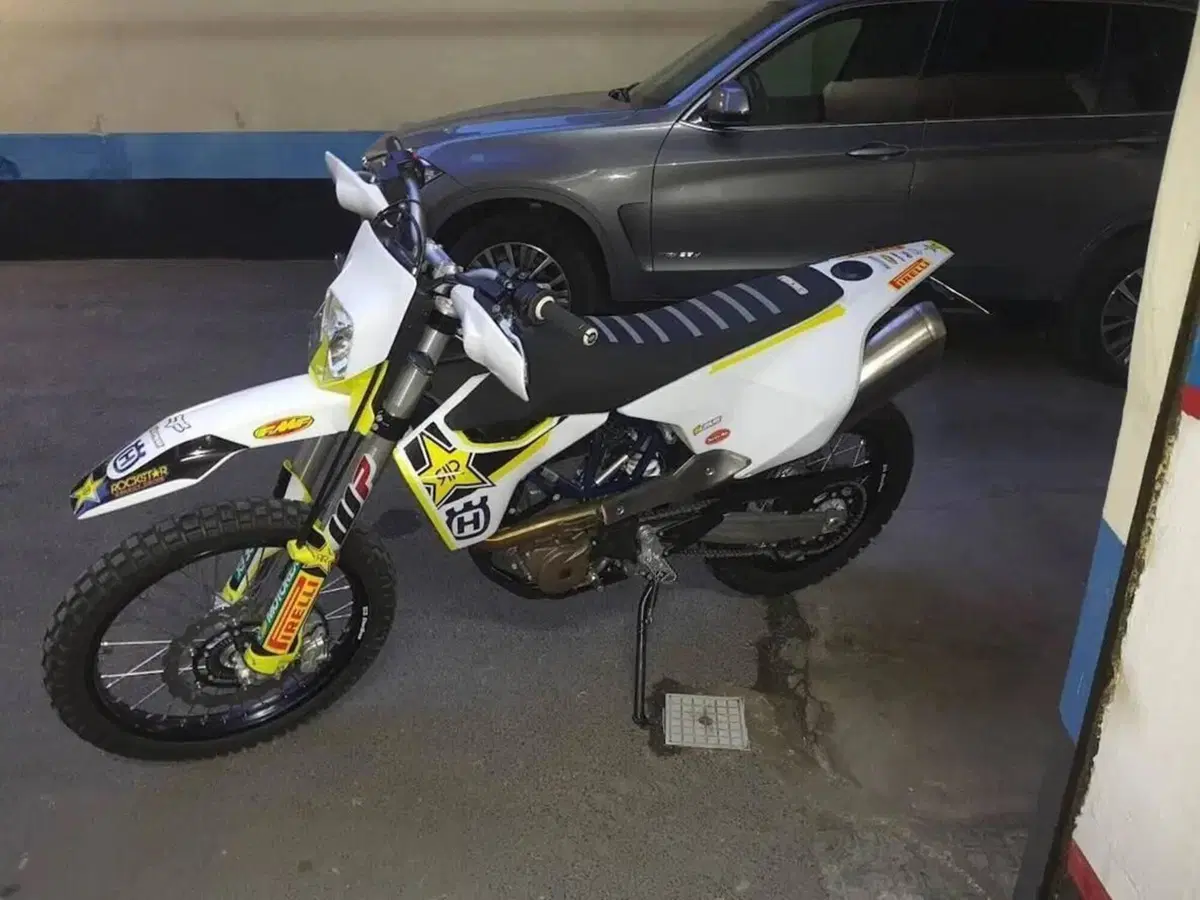Husqvarna 701 Enduro (2021) (5)