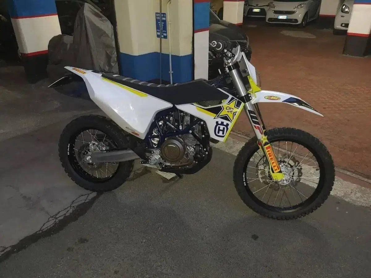 Husqvarna 701 Enduro (2021) (6)