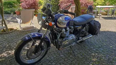Triumph Bonneville T100 (2001 - 07) usata