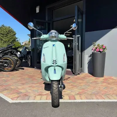 Vespa Primavera 125 (2024 - 25) nuova