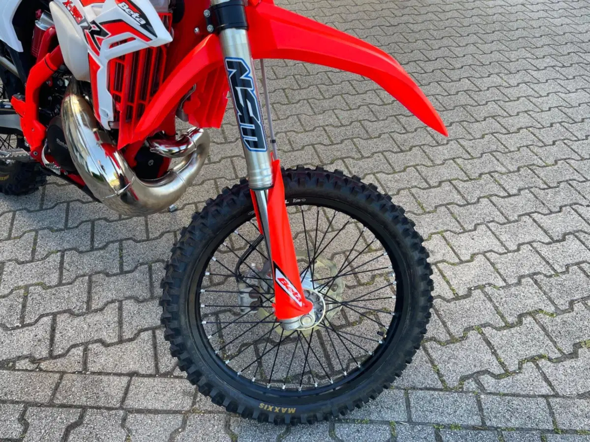 Betamotor RR X-PRO 250 2T Enduro (2025) (12)