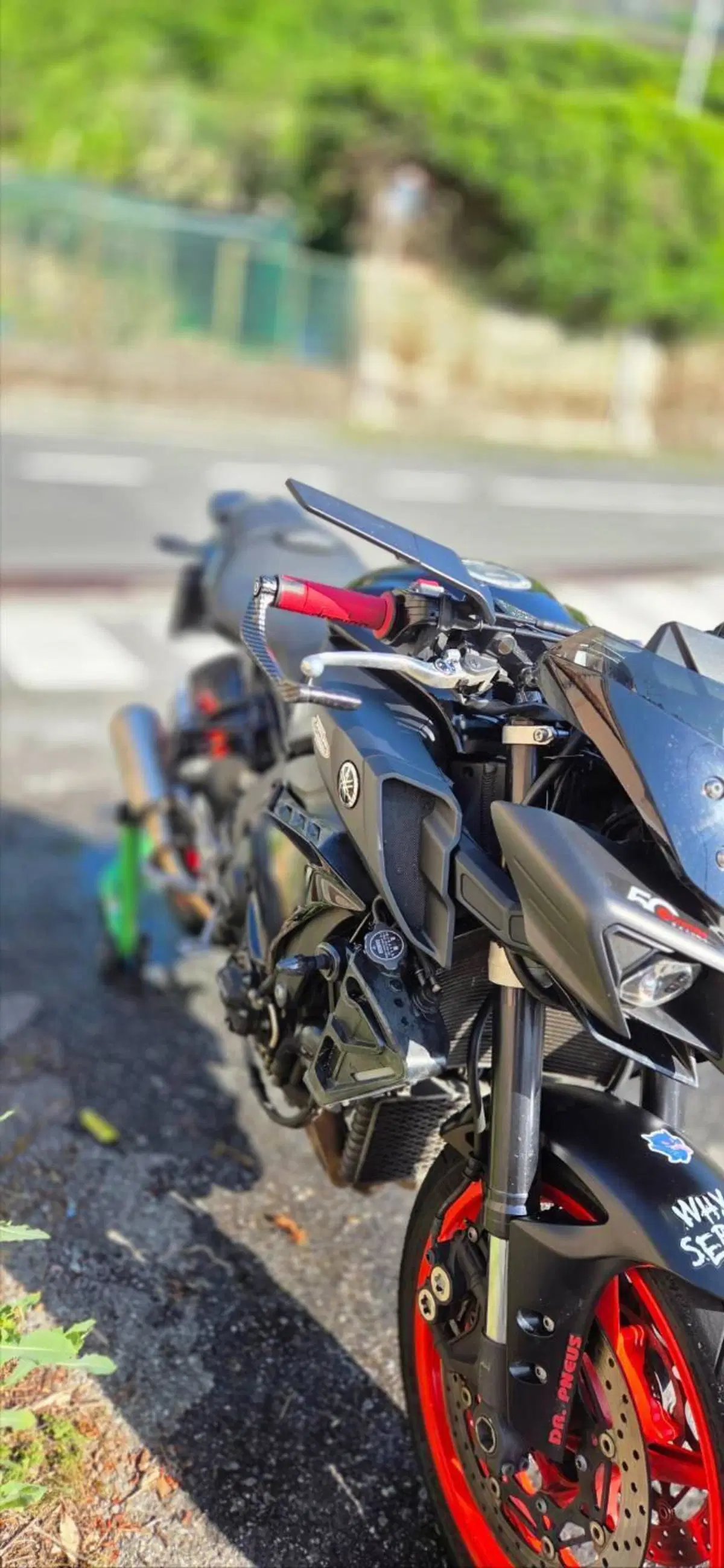 Yamaha MT-10 (2017 - 20) (4)