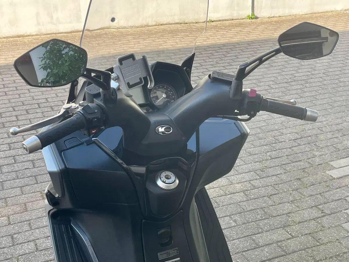 Kymco Downtown 350i ABS (2016 - 20) (4)