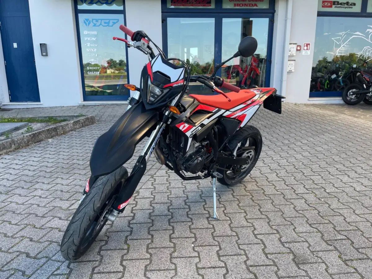 Betamotor RR 125 4T Motard T (2023 - 24) (2)