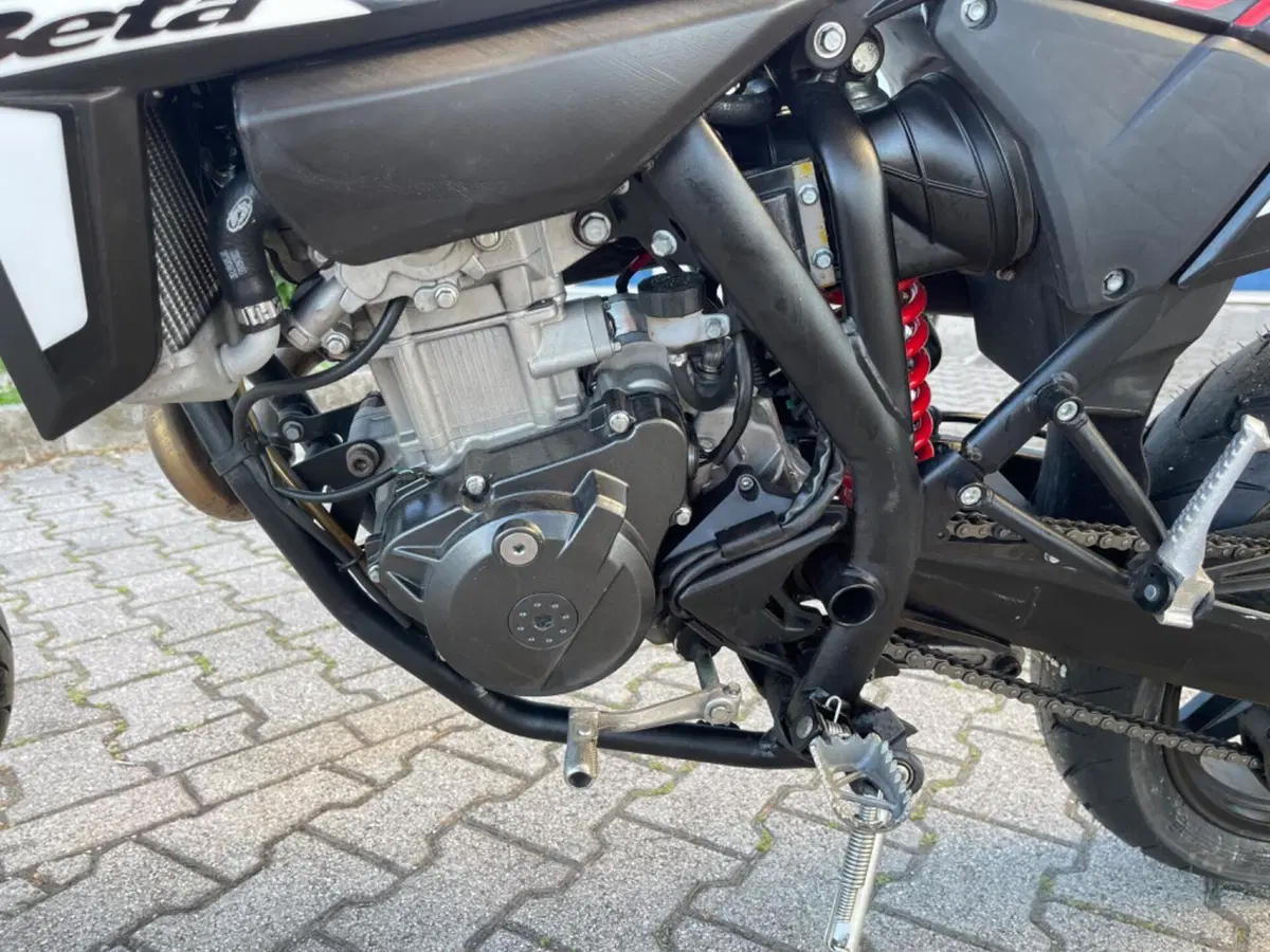Betamotor RR 125 4T Motard T (2023 - 24) (3)