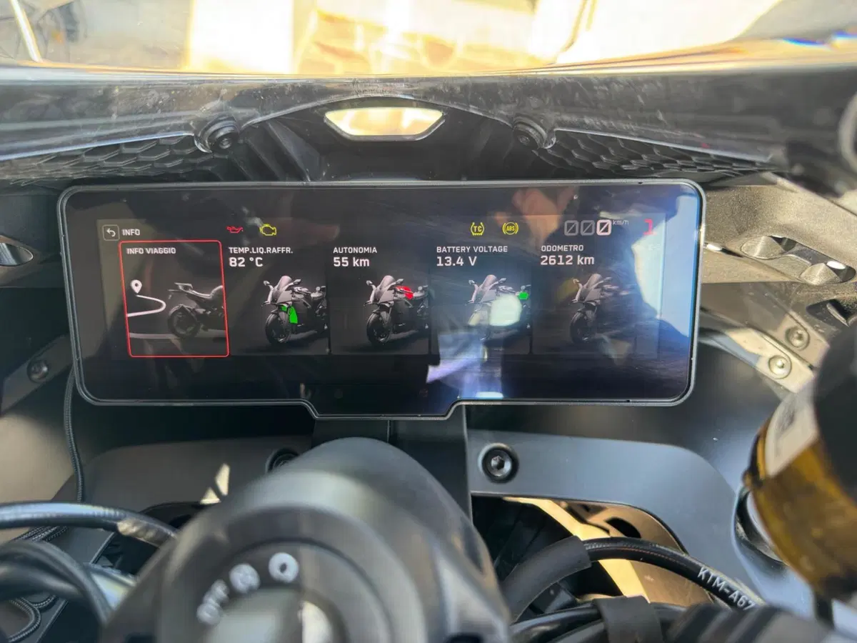 KTM 990 RC R (2026) (3)