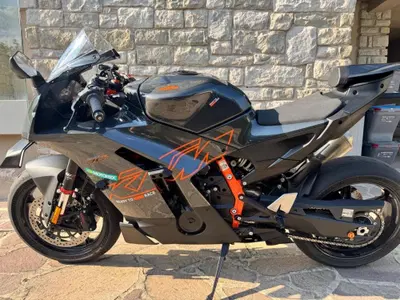 KTM 990 RC R (2026) usata