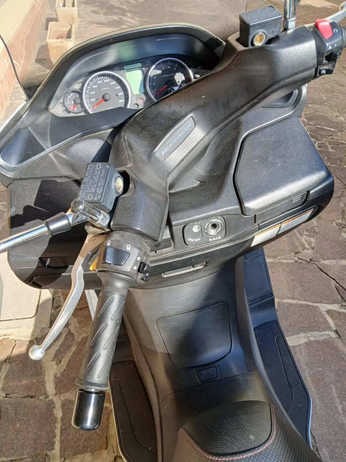 Suzuki Burgman AN 400 Lux ABS (2012 - 17) (3)