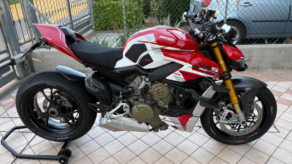 Ducati Streetfighter V4 1100 S (2020) (8)