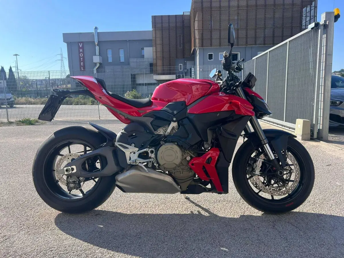 Ducati Streetfighter V4 (2025 - 26)