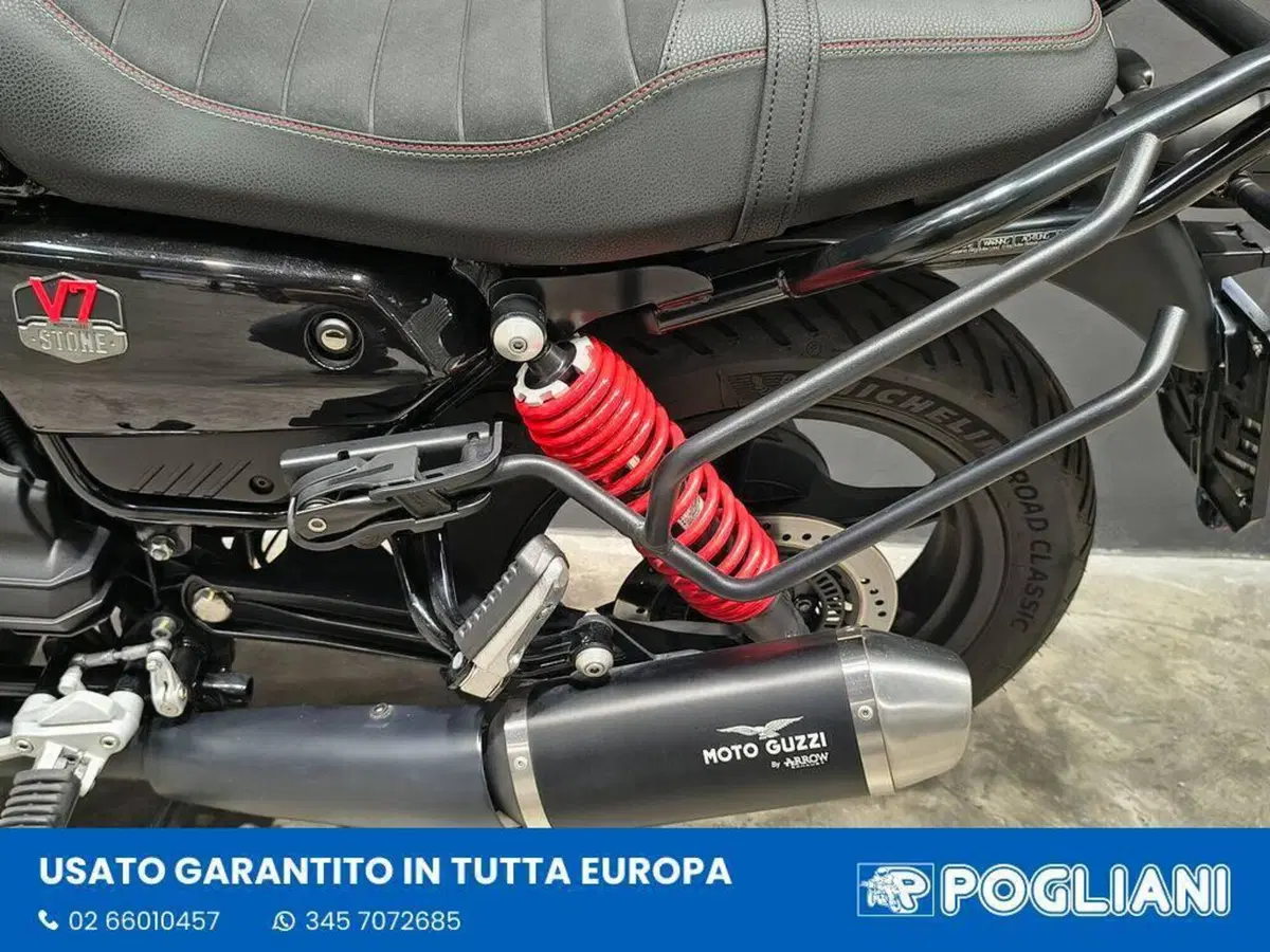 Moto Guzzi V7 Stone Special Edition (2022 - 25) (10)