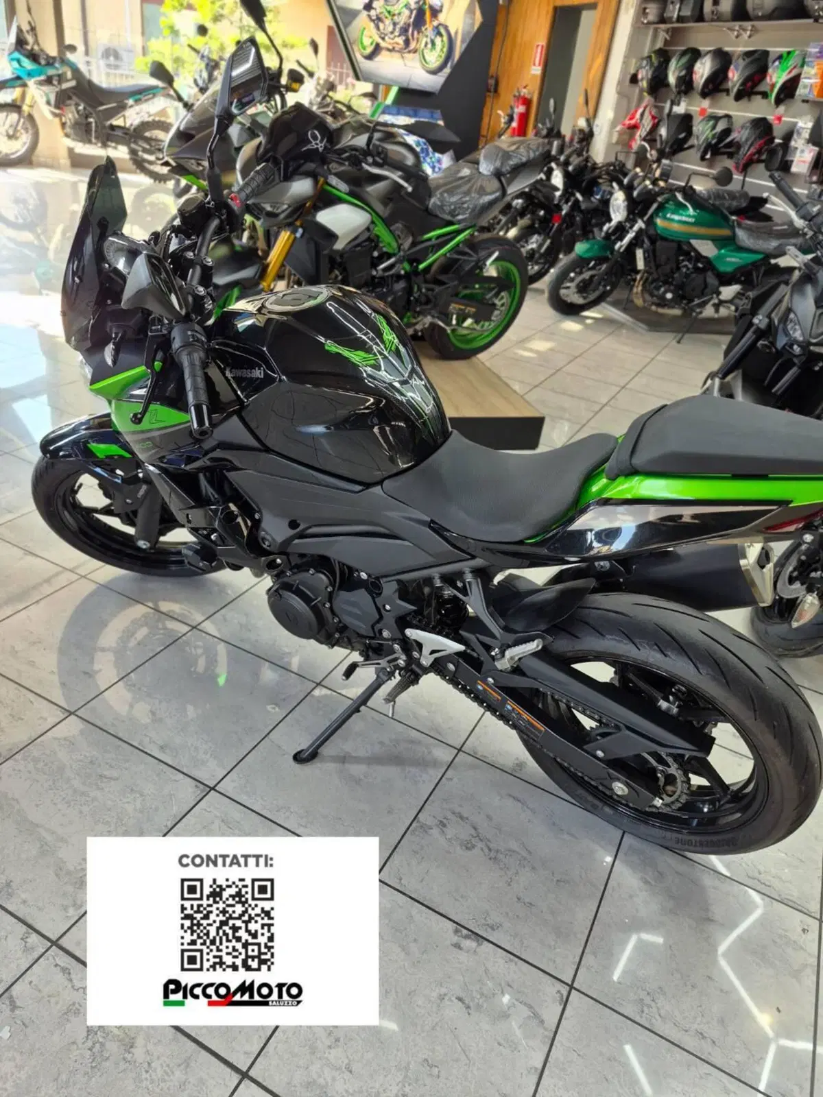 Kawasaki Z 400 (2023) (4)
