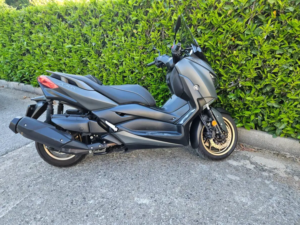 Yamaha X-Max 400 Tech Max (2020)