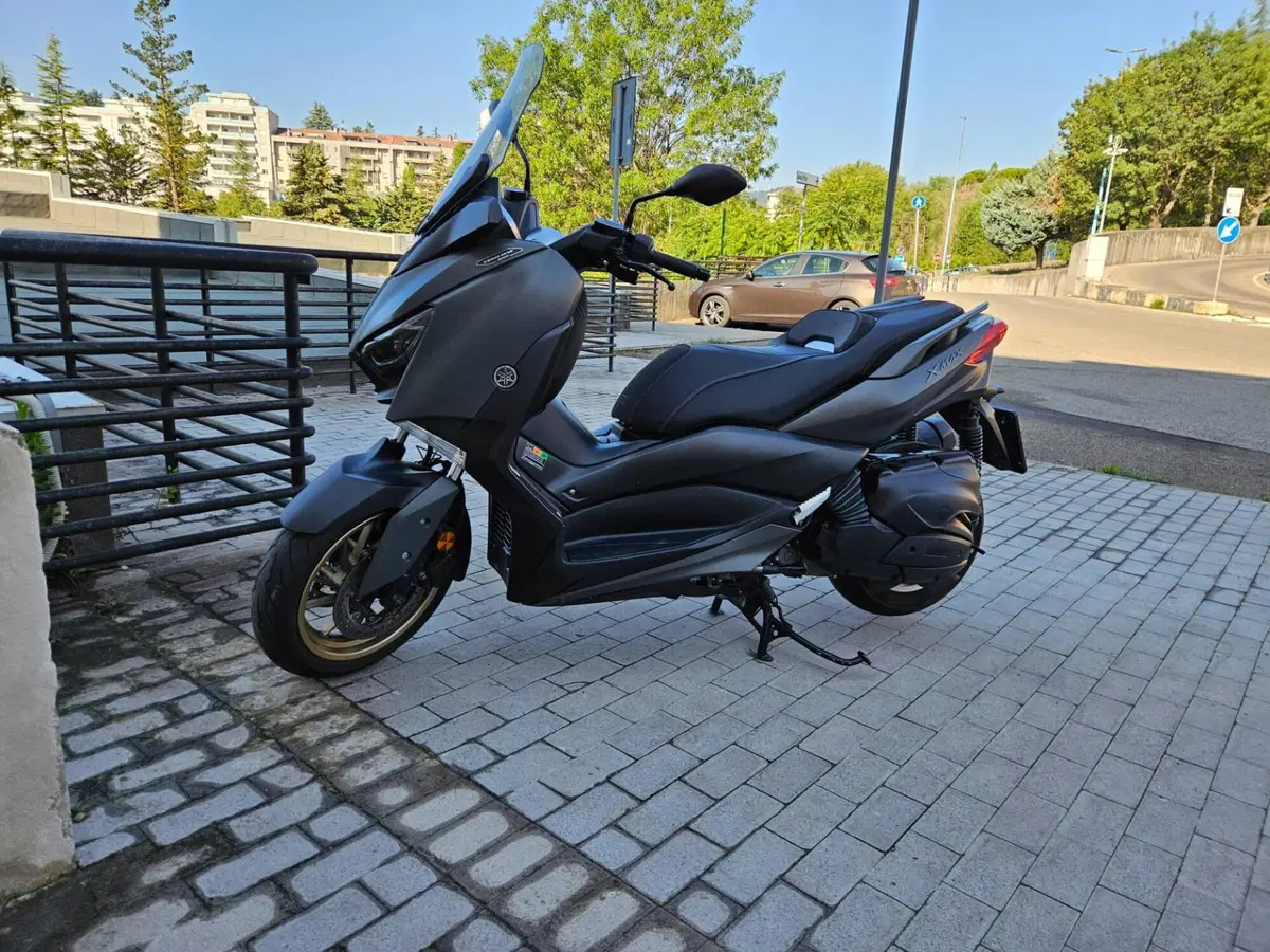 Yamaha X-Max 400 Tech Max (2020) (4)