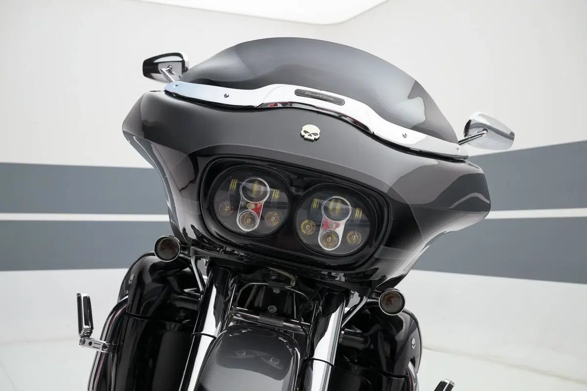 Harley-Davidson 1690 Road Glide (2007 - 12) (5)