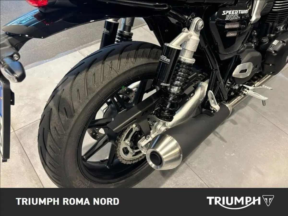 Triumph Speed Twin 900 (2025 - 26) (6)