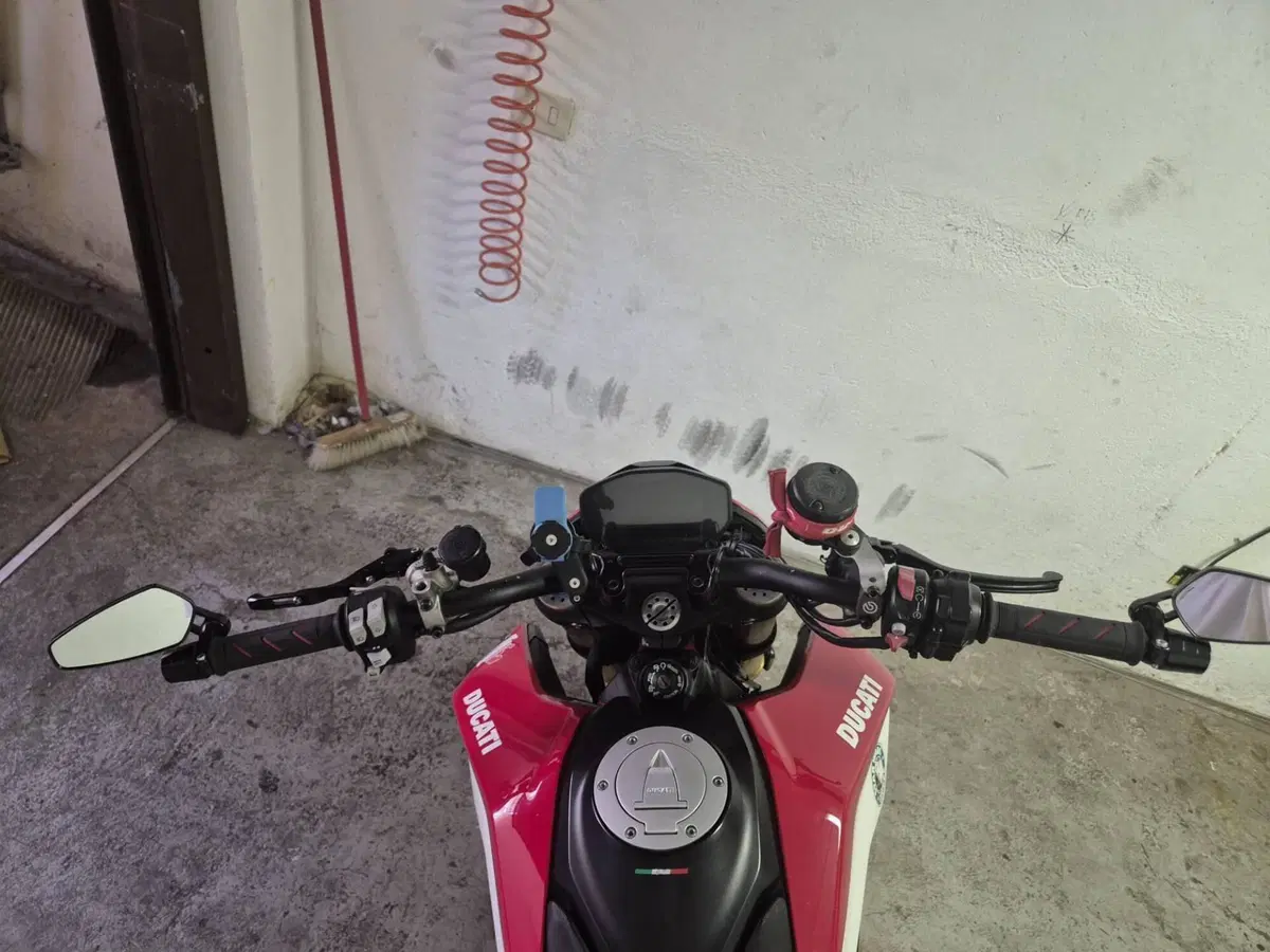 Ducati Hypermotard 950 SP (2019 - 20) (4)