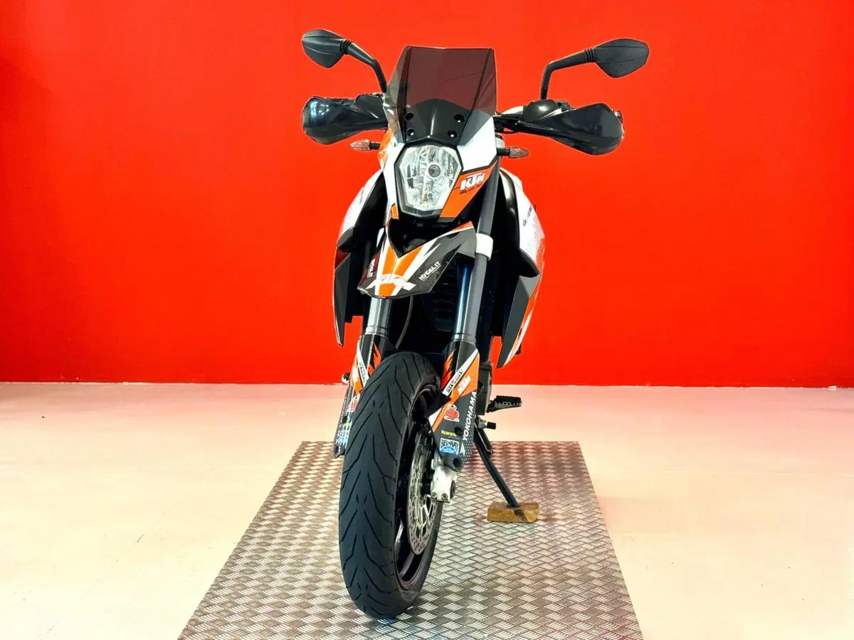 KTM 990 Supermoto (2007 - 10) (3)