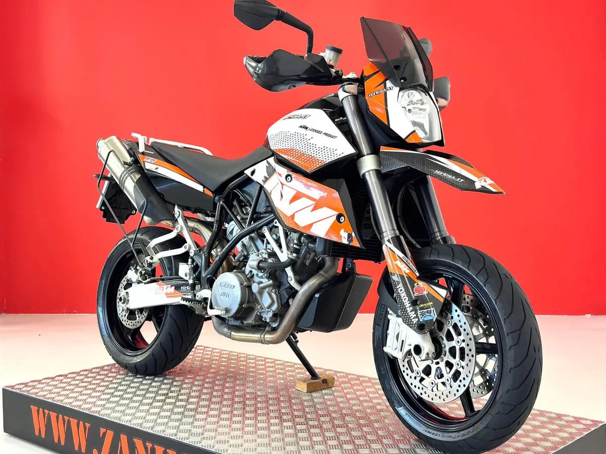 KTM 990 Supermoto (2007 - 10) (13)