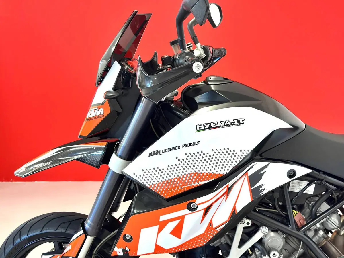 KTM 990 Supermoto (2007 - 10) (15)