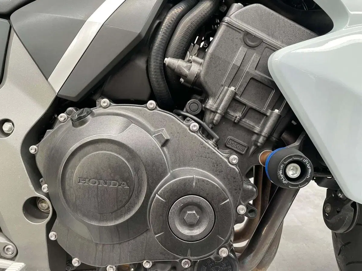 Honda CB 1000 R (2008 - 10) (7)