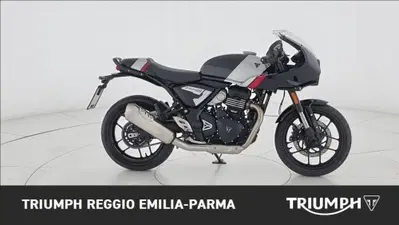 Triumph Thruxton 400 (2026) usata