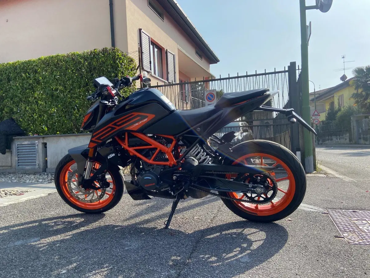 KTM 125 Duke (2021 - 23) (3)