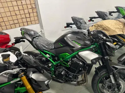 Kawasaki Z 900 (2025 - 26) nuova