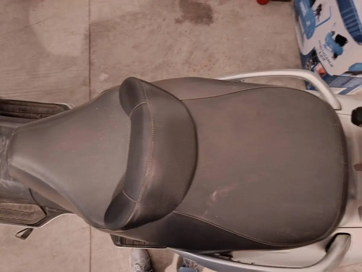 Suzuki Burgman AN 650 (2002 - 03) (6)