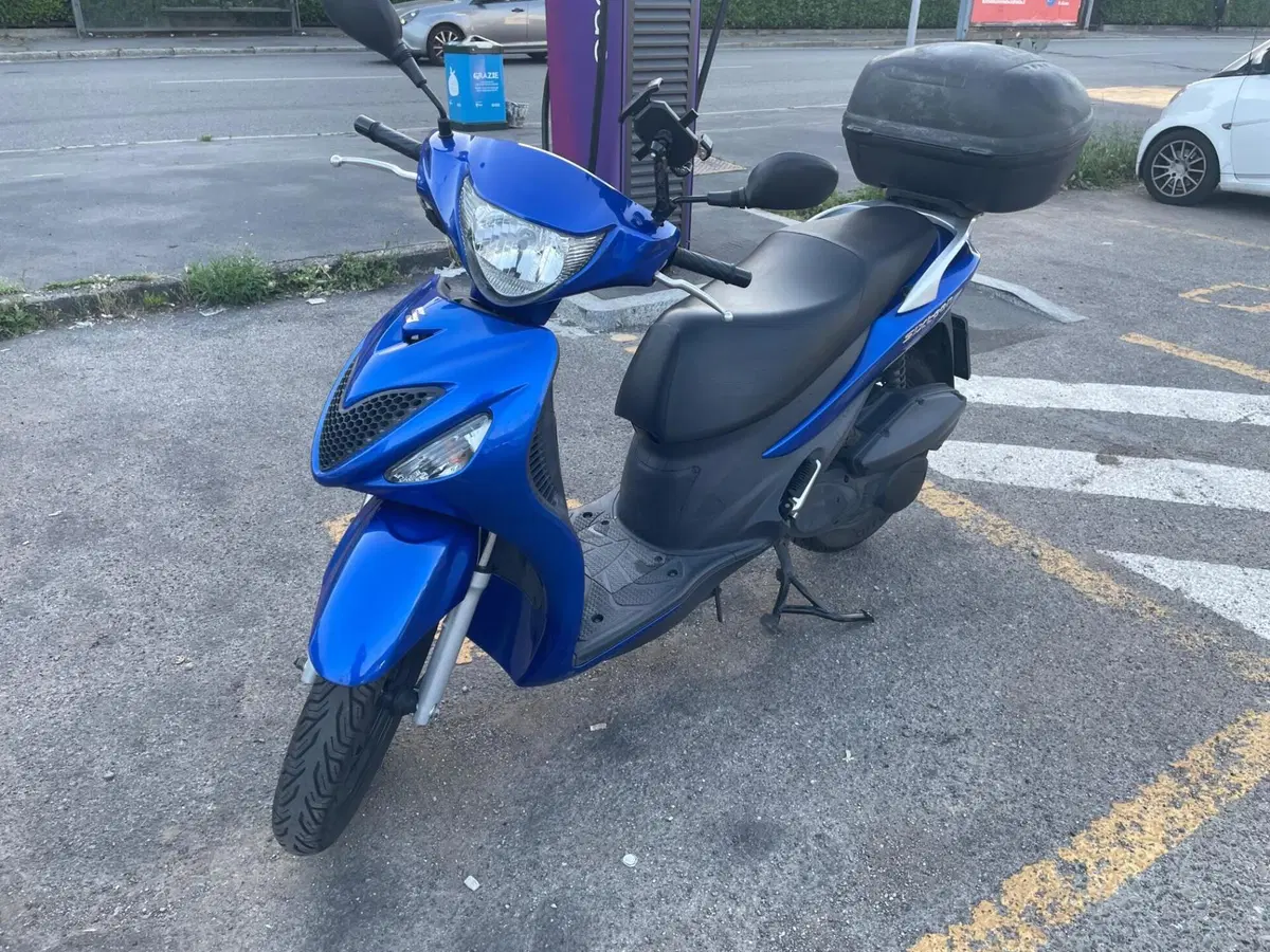 Suzuki SIXteen 150 (2007 - 14) (2)