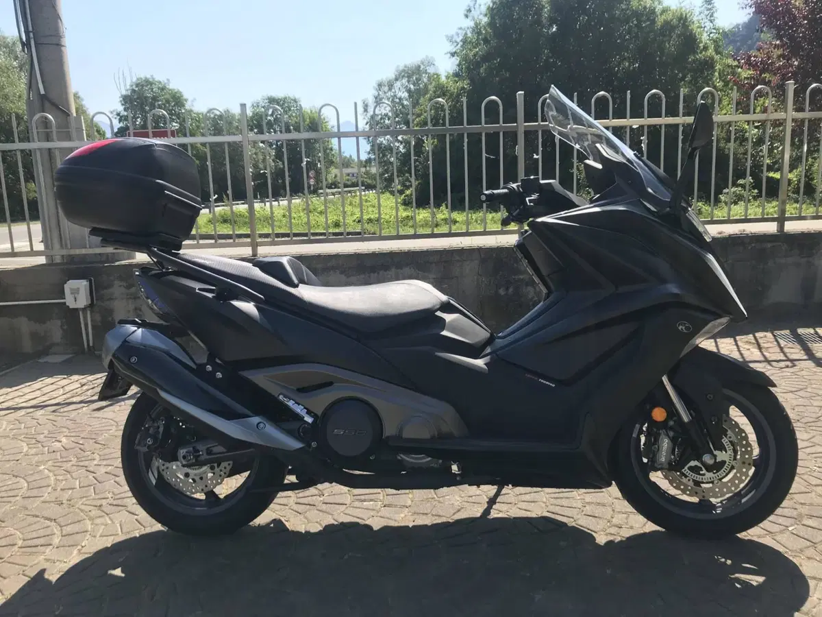 Kymco AK 550 (2020) (4)