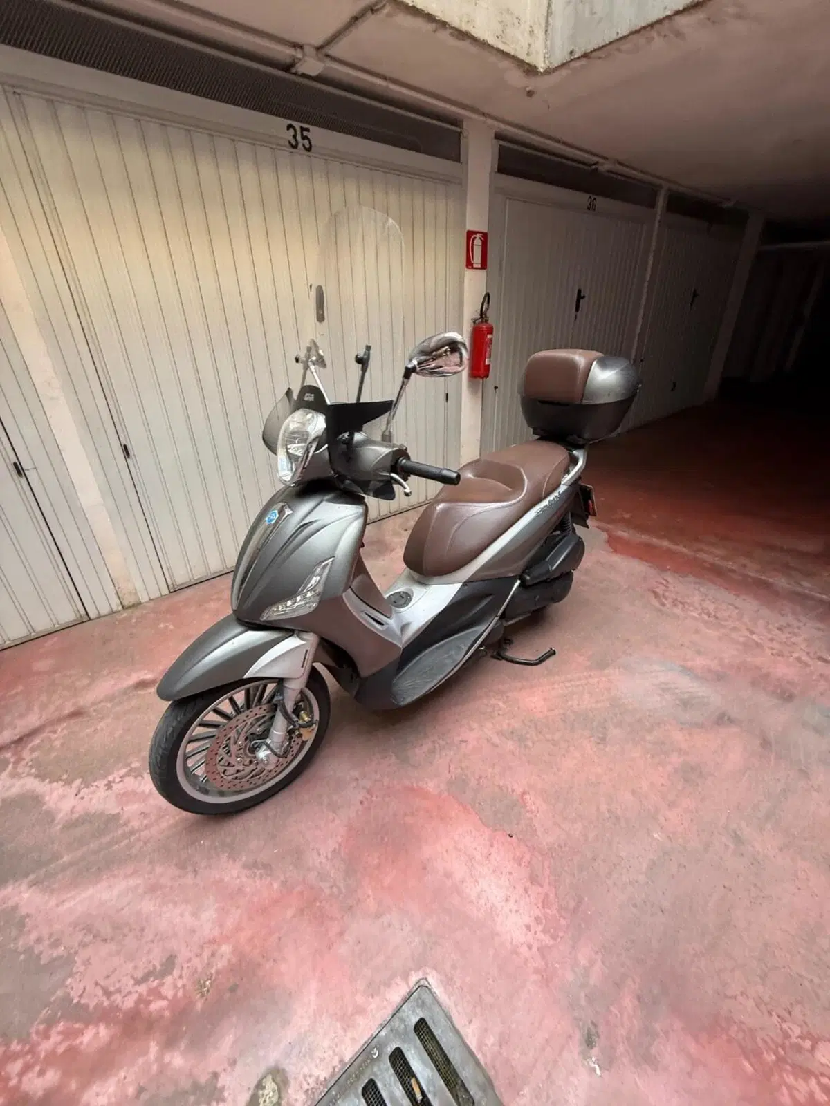 Piaggio Beverly 300 S i.e. ABS-ASR (2016 - 20) (3)