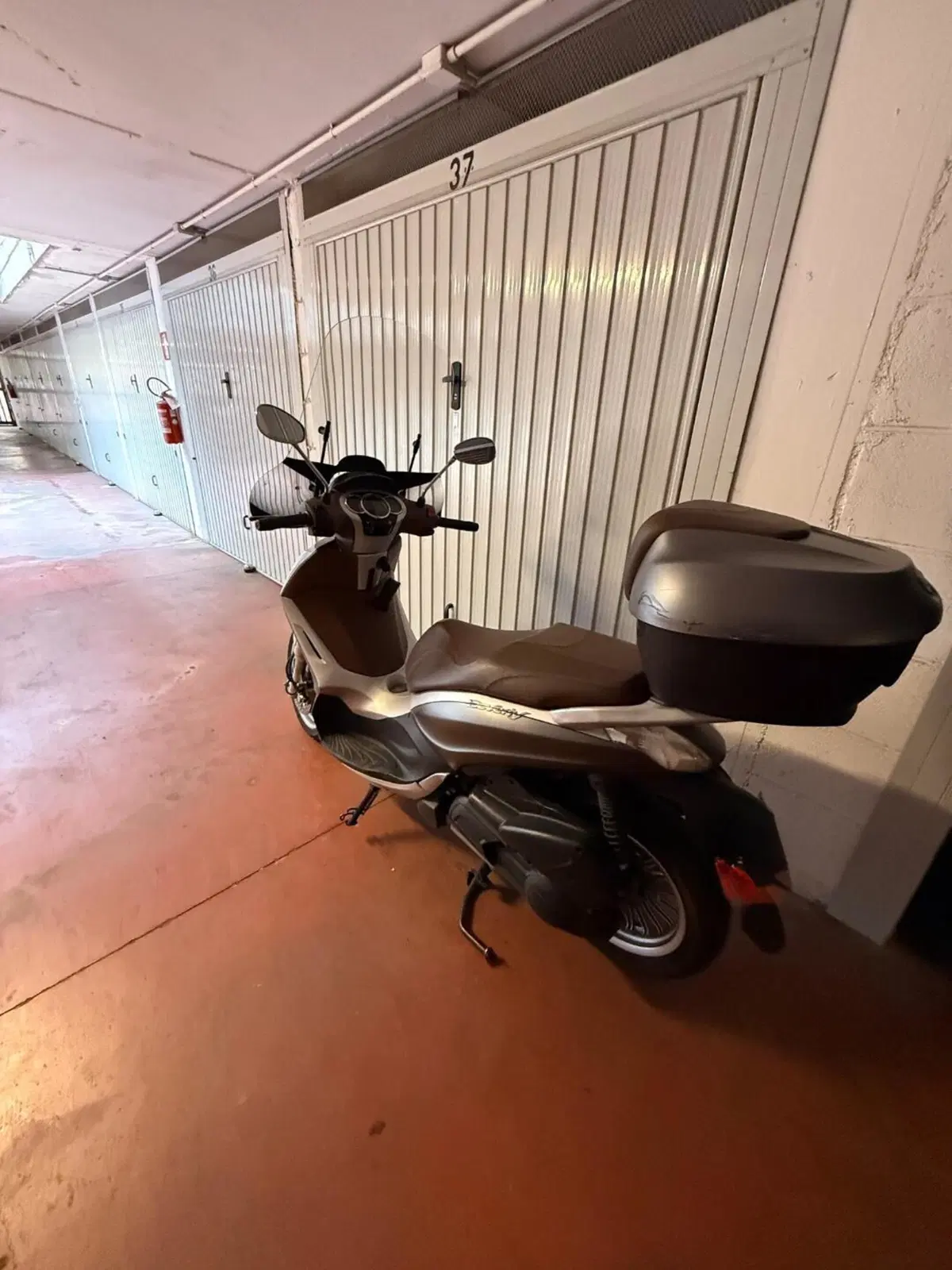 Piaggio Beverly 300 S i.e. ABS-ASR (2016 - 20) (9)
