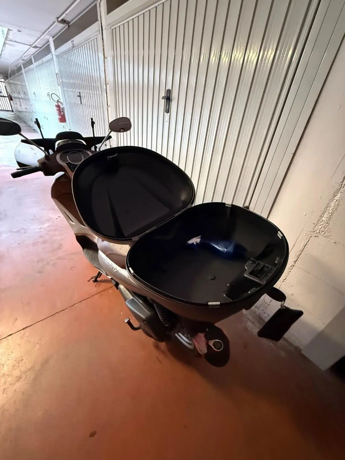 Piaggio Beverly 300 S i.e. ABS-ASR (2016 - 20) (12)
