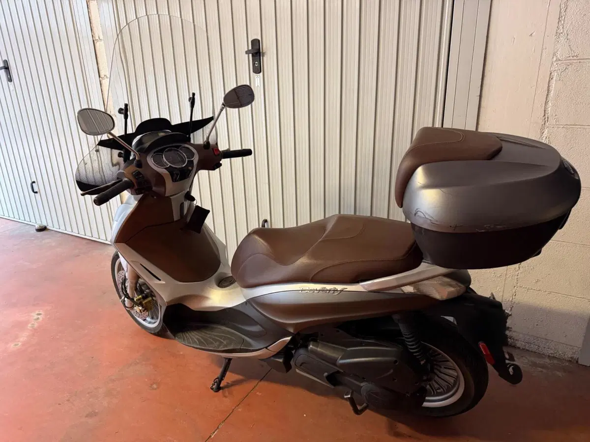 Piaggio Beverly 300 S i.e. ABS-ASR (2016 - 20) (17)