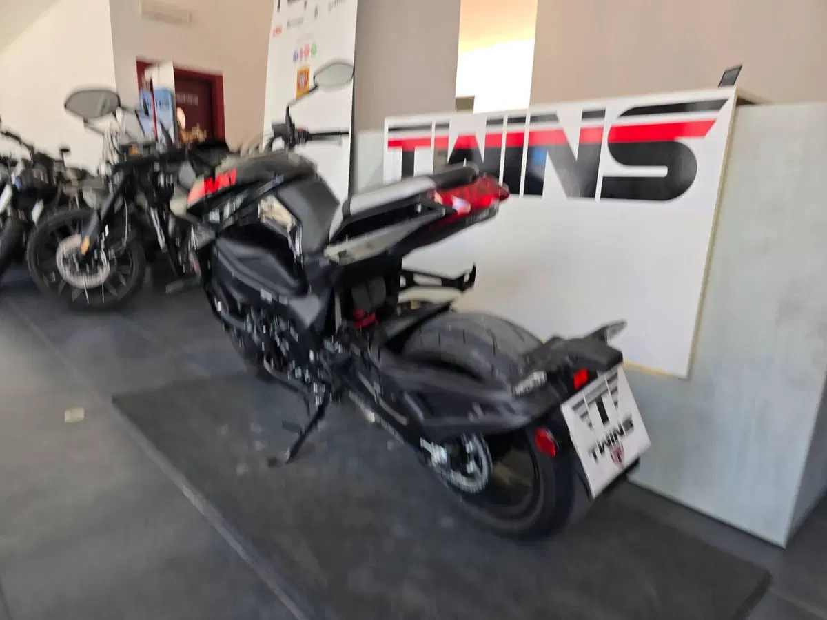 Suzuki Katana 1000 (2022 - 26) (6)