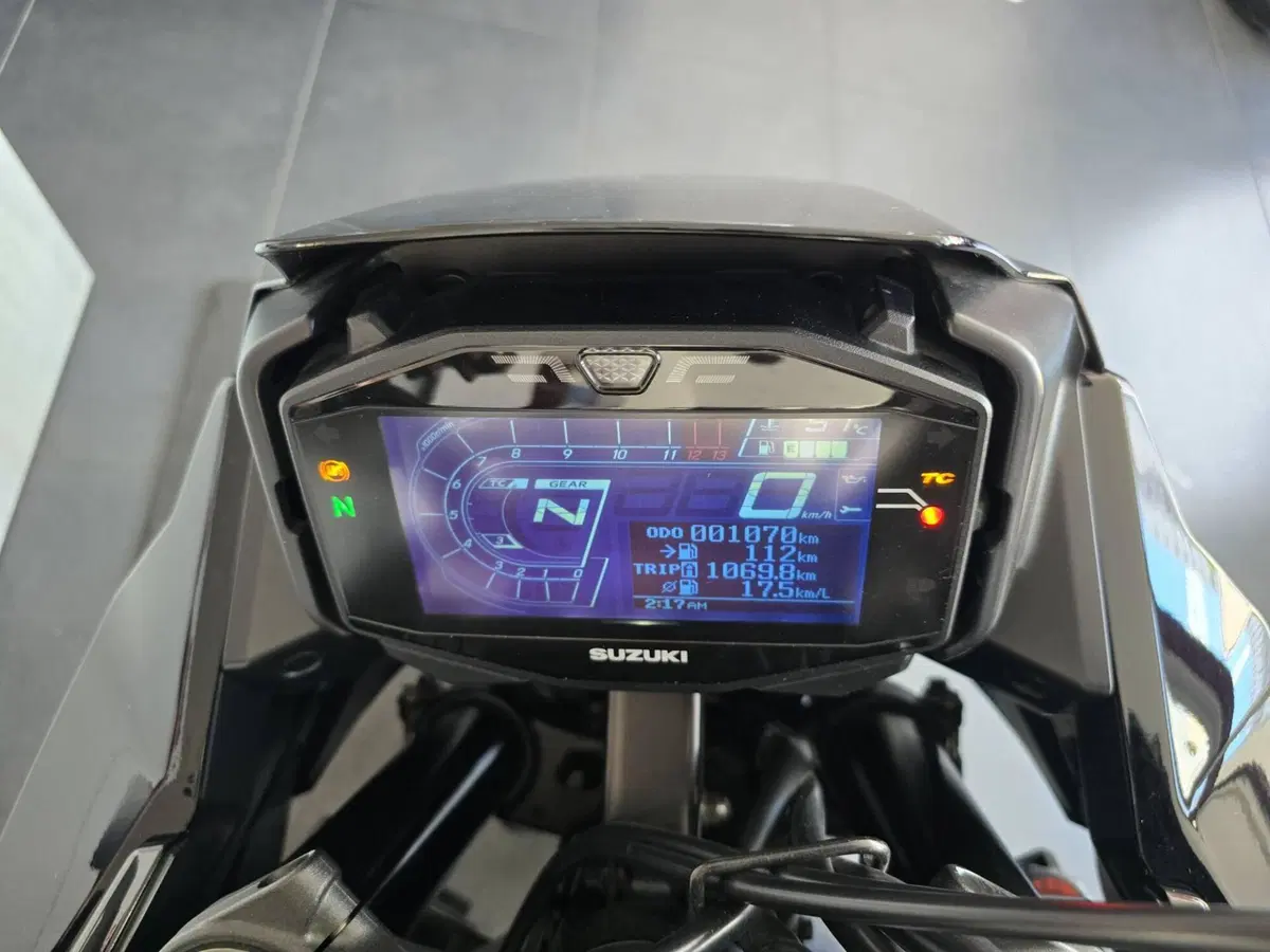 Suzuki Katana 1000 (2022 - 26) (11)