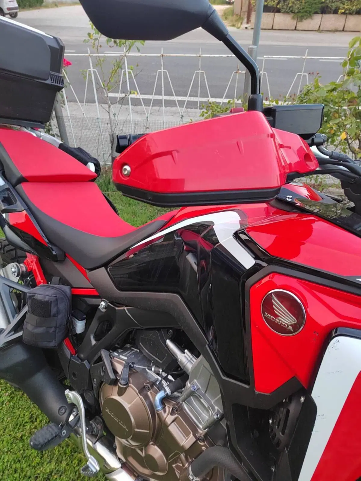 Honda Africa Twin CRF 1100L (2020 - 21) (2)