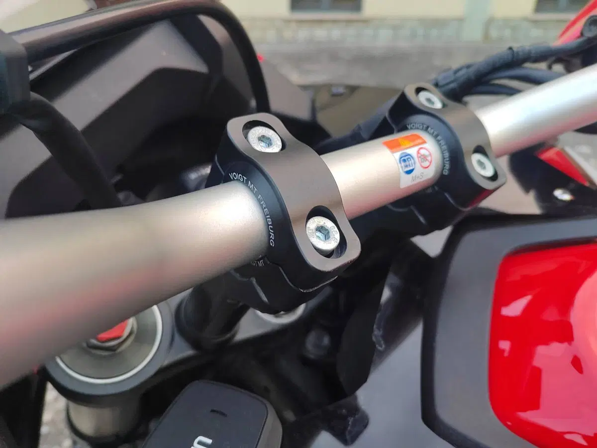Honda Africa Twin CRF 1100L (2020 - 21) (6)