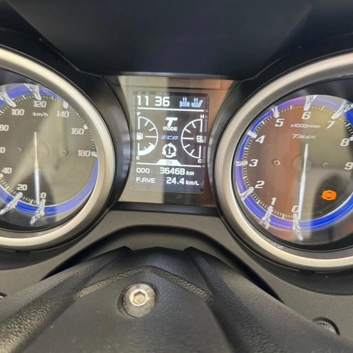 Yamaha T-Max 530 DX (2017 - 19) (5)