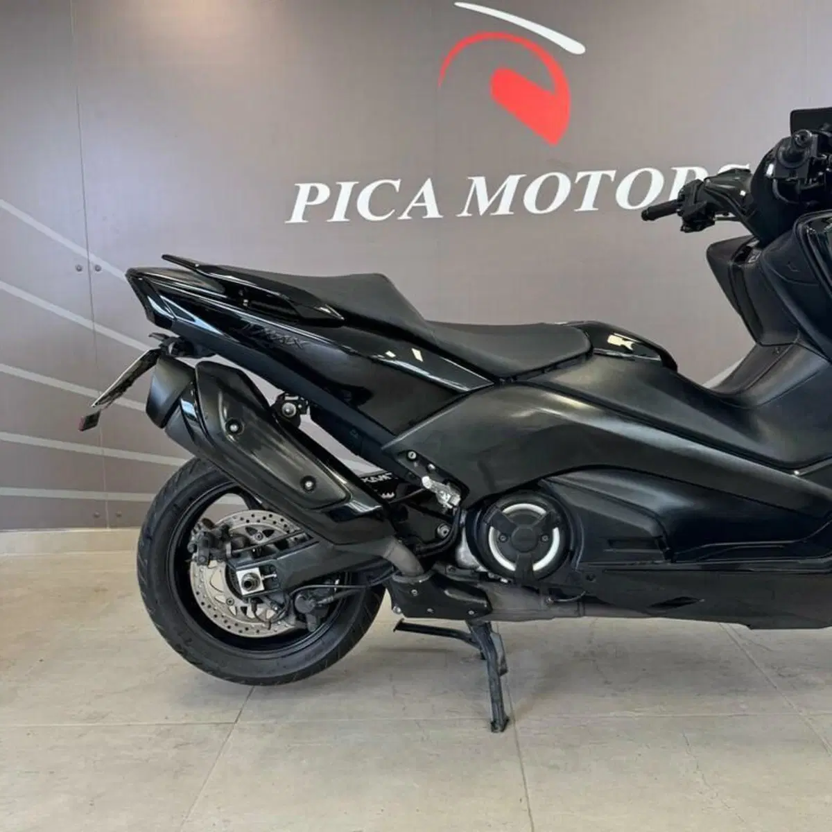 Yamaha T-Max 530 SX (2017 - 19) (2)