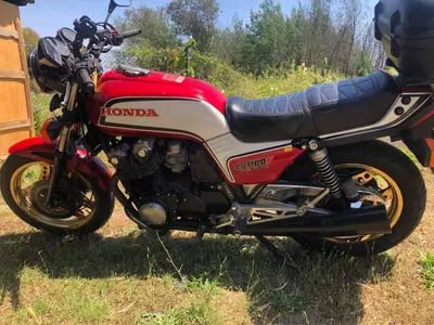 Honda CF1100 super bol d'or d'epoca