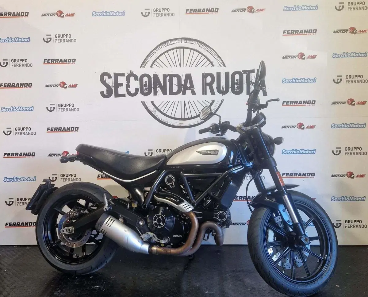Ducati Scrambler 800 Icon Dark (2021 - 22)