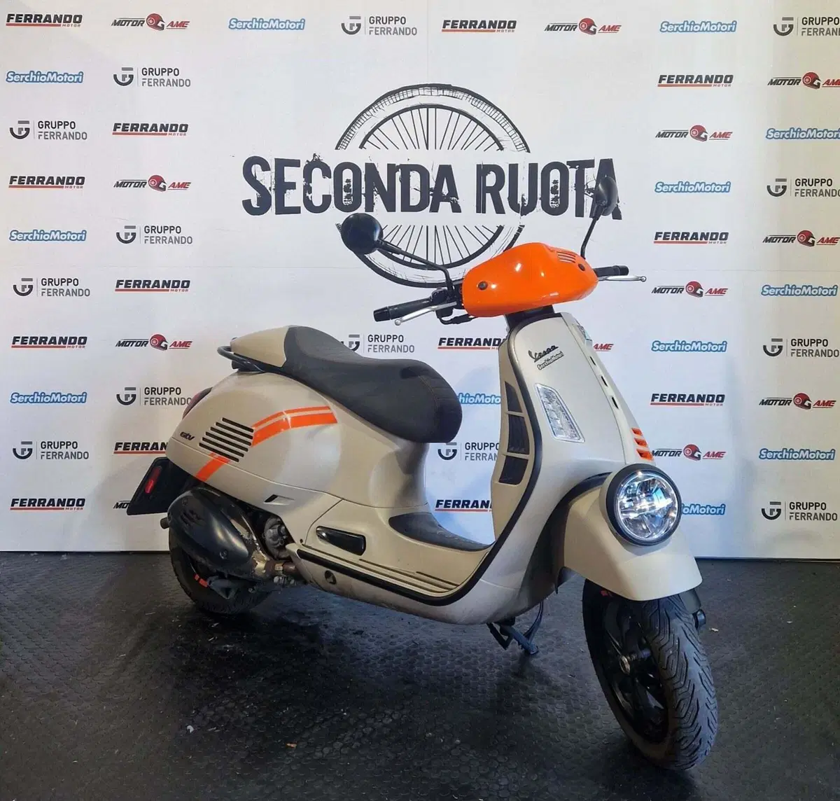 Vespa GTV 300 Hpe (2023 - 25) (4)