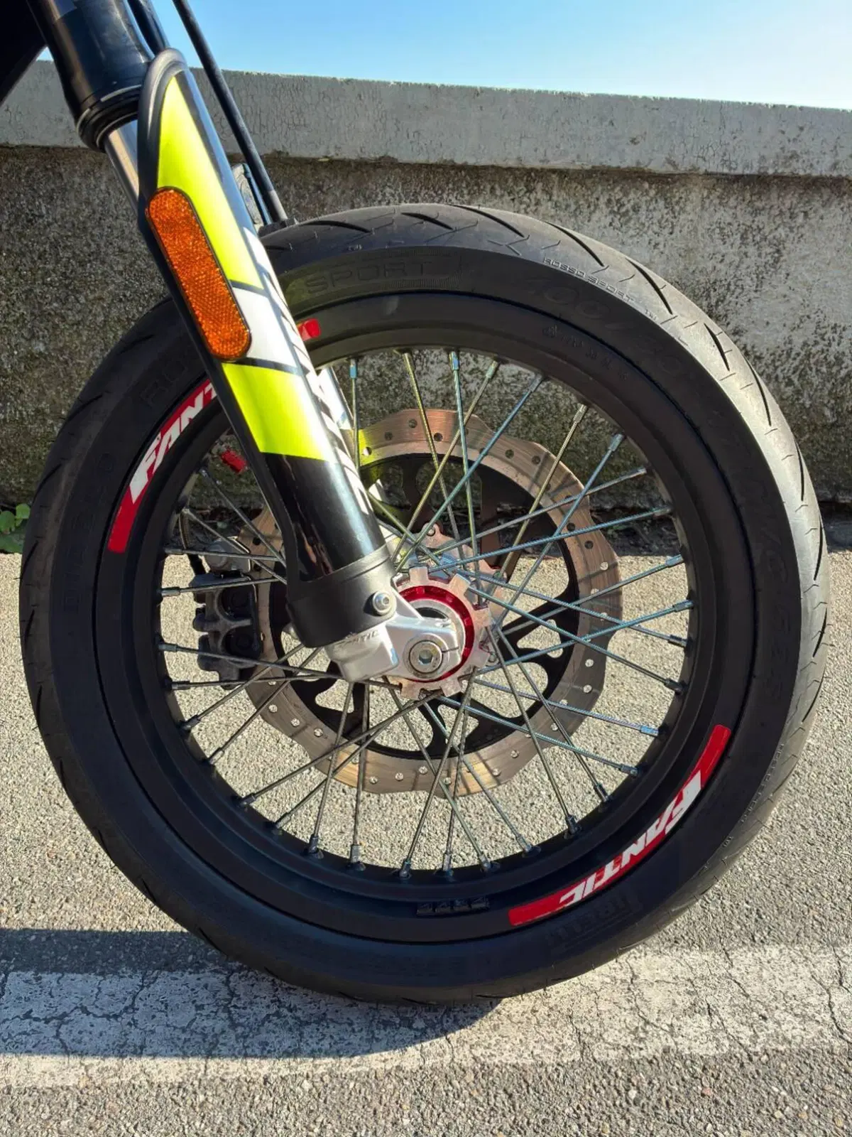 Fantic Motor Motard 125 M Performance 4t (2019) (7)