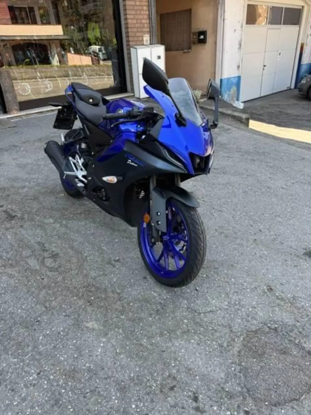 Yamaha YZF R125 (2023 - 26) (2)