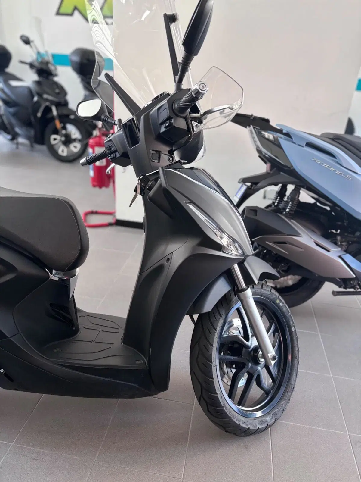 Kymco People 200i S (2021 - 26) (3)